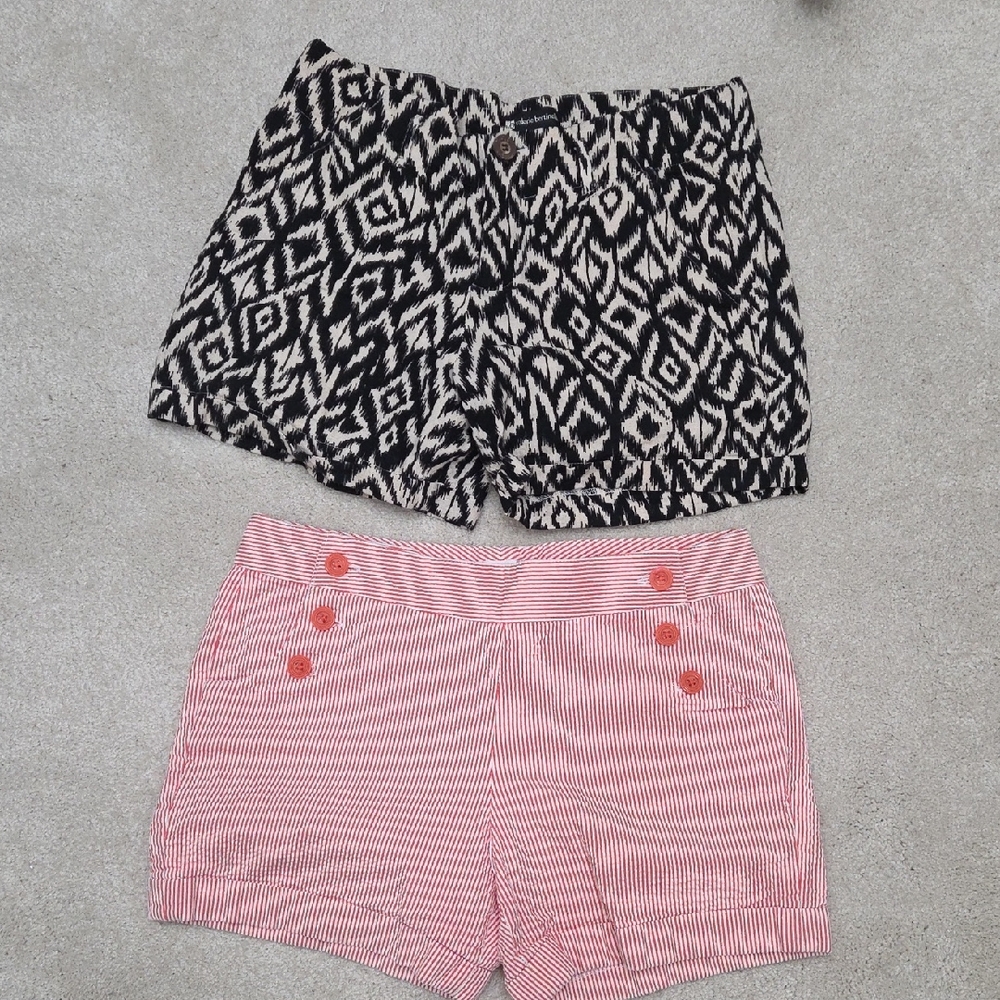 Patterned Black and White Women Shorts